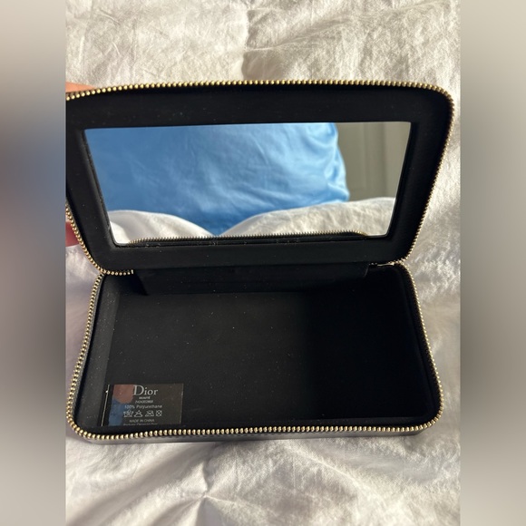 Never used Dior Limited Edition Holiday Clutch – Black & Gold - Picture 9 of 14